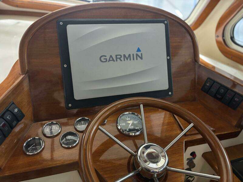 PIROUETTE 36ft Hinckley Yacht For Sale