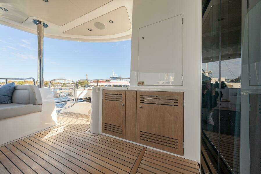 REUNION 95ft Sunseeker Yacht For Sale