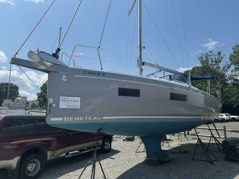 XANADU 34ft Beneteau Yacht For Sale