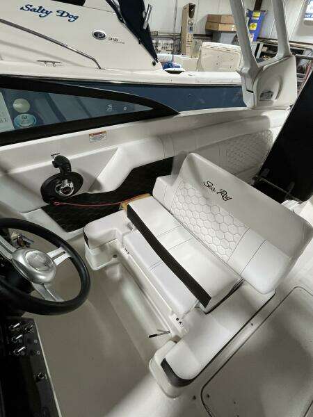 27ft Sea Ray Yacht For Sale