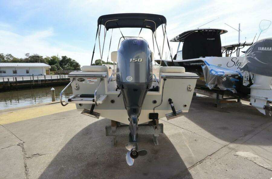 18ft Grady White Yacht For Sale