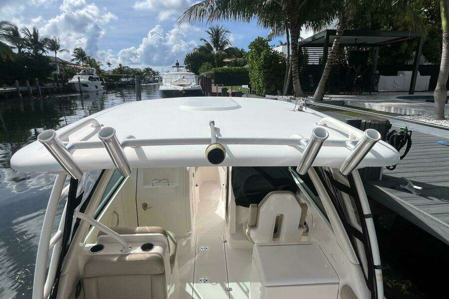 26ft Pursuit Yacht For Sale
