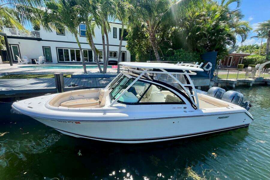 26ft Pursuit Yacht For Sale