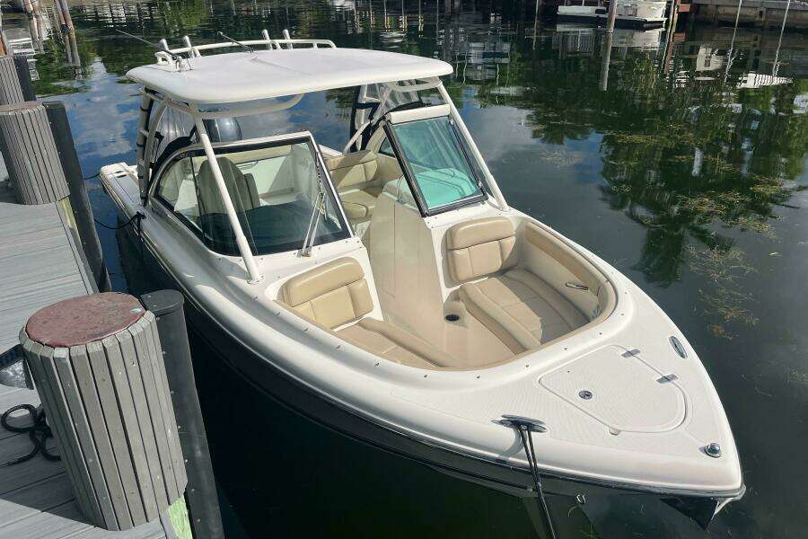 26ft Pursuit Yacht For Sale