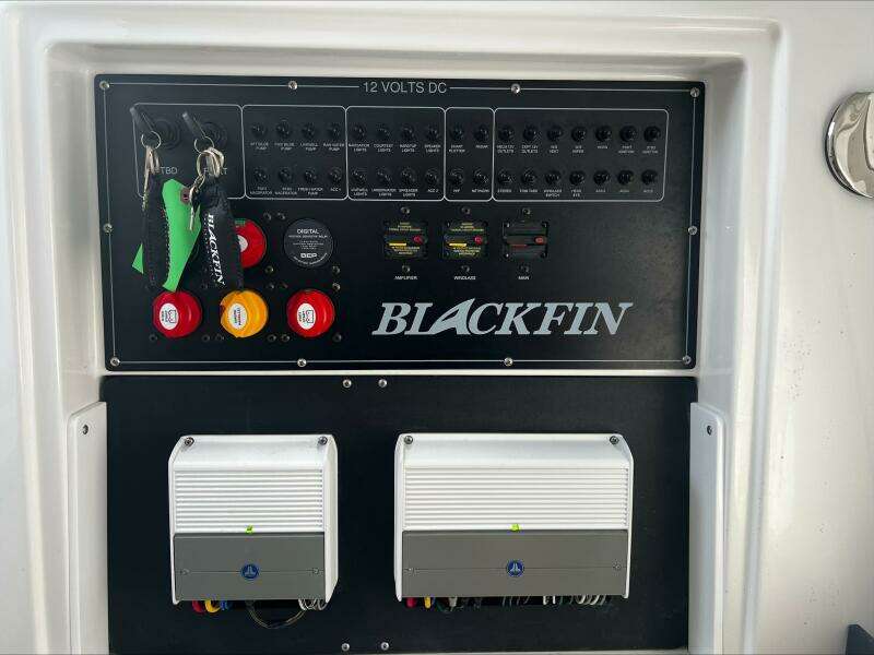 27ft Blackfin Yacht For Sale