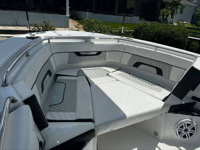 27ft Blackfin Yacht For Sale