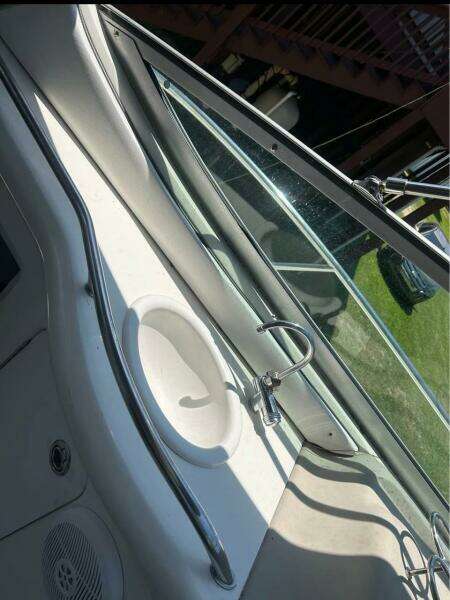 Pura Vida 33ft Sea Ray Yacht For Sale