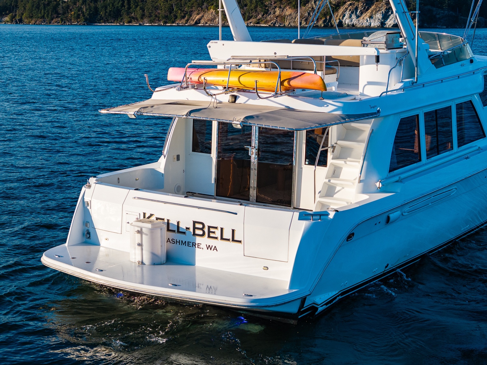 2001 Navigator 61 Pilothouse