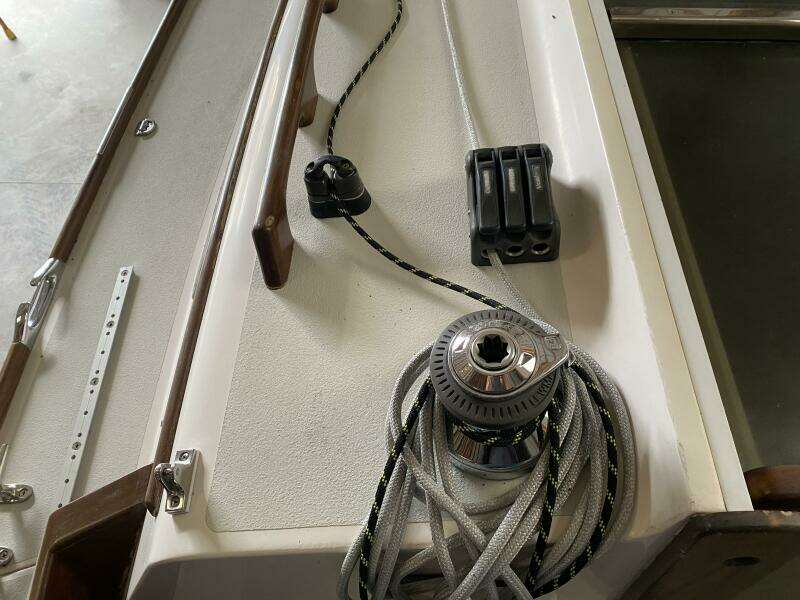 Still Crazy 28ft Alerion Yacht For Sale