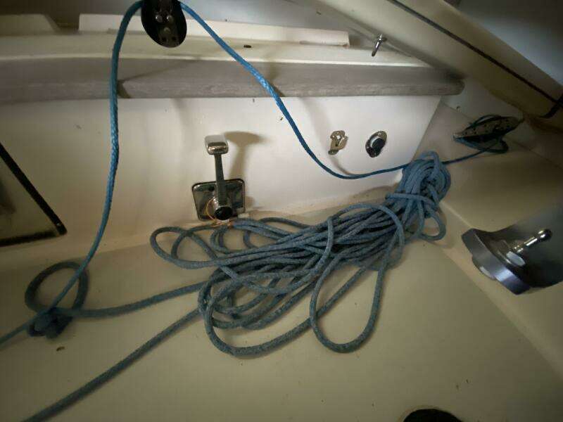 Still Crazy 28ft Alerion Yacht For Sale