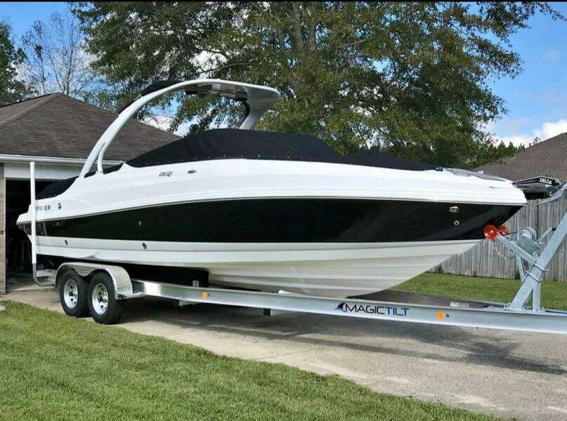 29ft Rinker Yacht For Sale