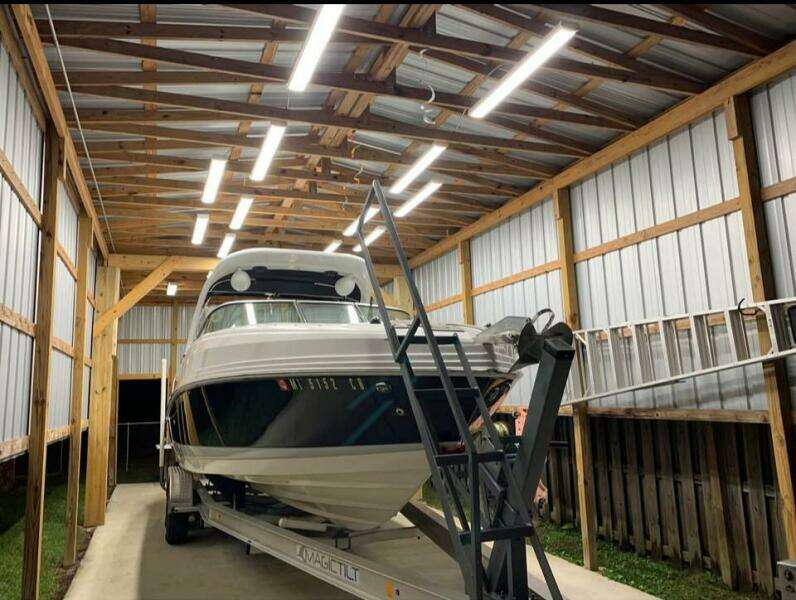 29ft Rinker Yacht For Sale