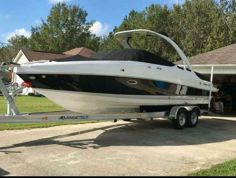 29ft Rinker Yacht For Sale