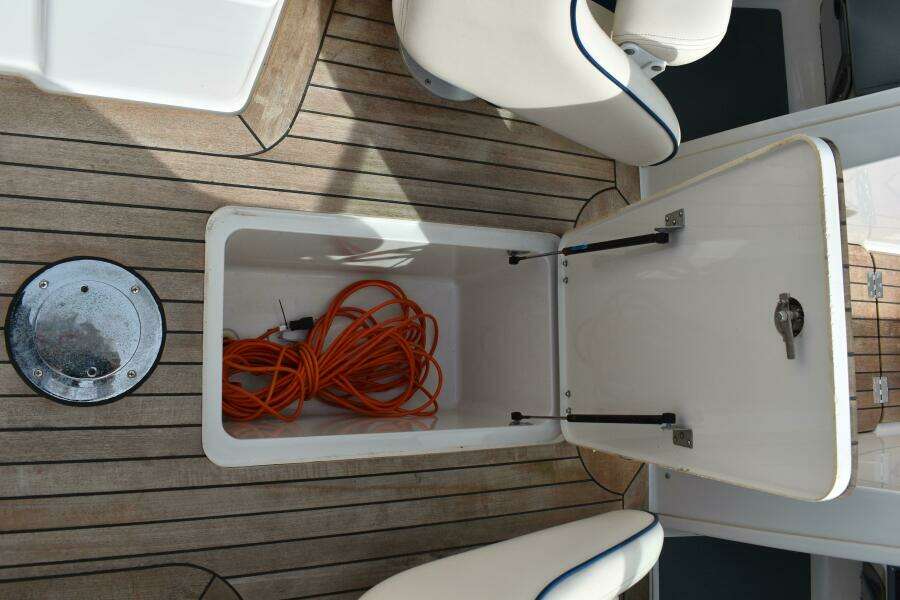 25ft Chris Craft Yacht For Sale