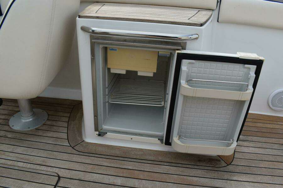 25ft Chris Craft Yacht For Sale