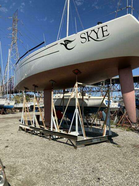 47ft Carroll Yacht For Sale