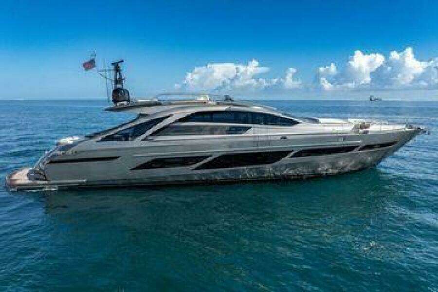 92ft Pershing Yacht For Sale