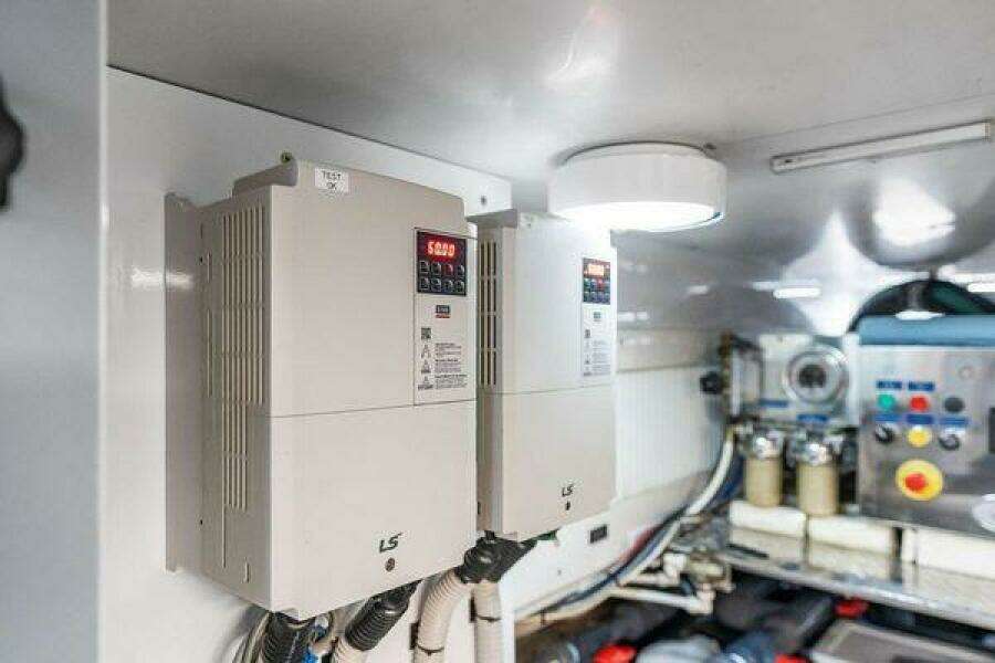 92ft Pershing Yacht For Sale