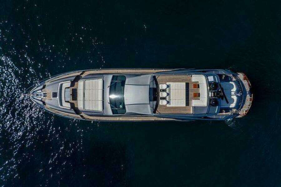 92ft Pershing Yacht For Sale