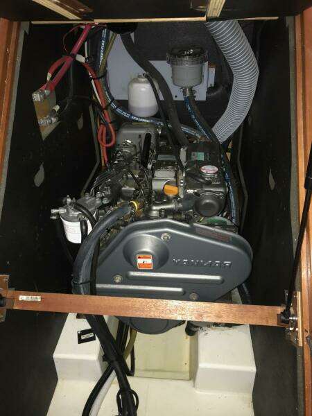 At Last 45ft Beneteau Yacht For Sale