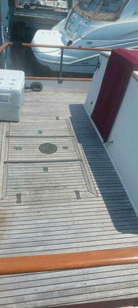 36ft Grand Banks Yacht For Sale