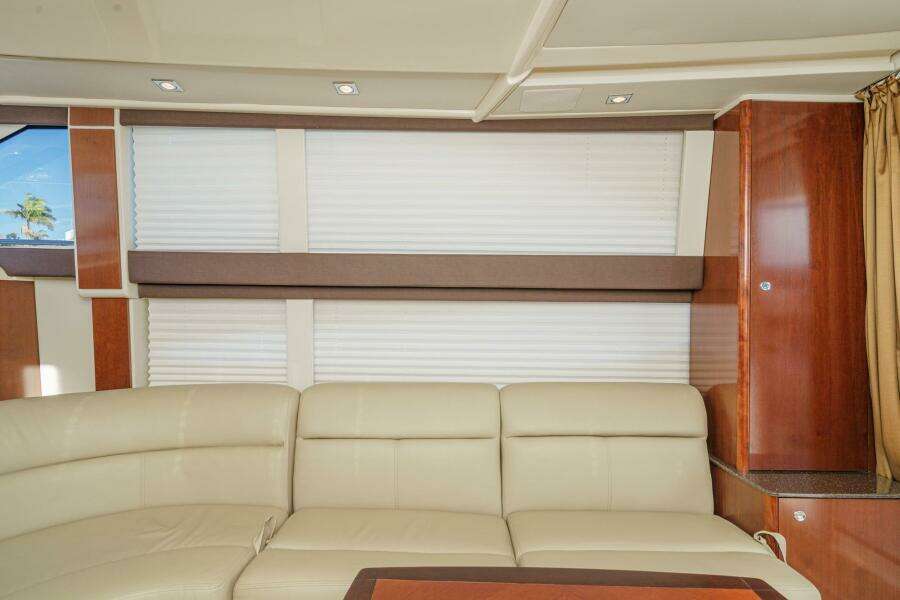 ADAGIO 34ft Meridian Yacht For Sale