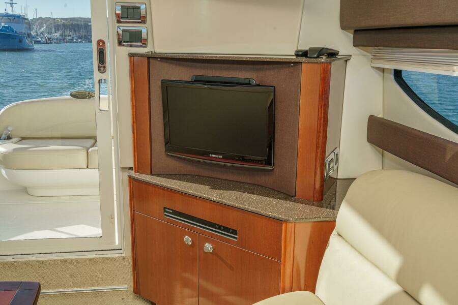 ADAGIO 34ft Meridian Yacht For Sale