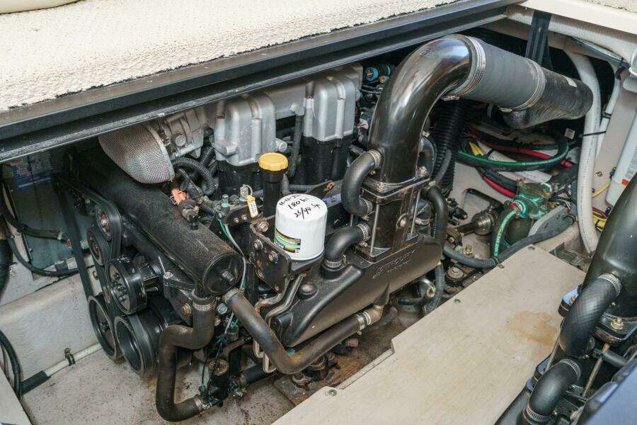 ADAGIO 34ft Meridian Yacht For Sale