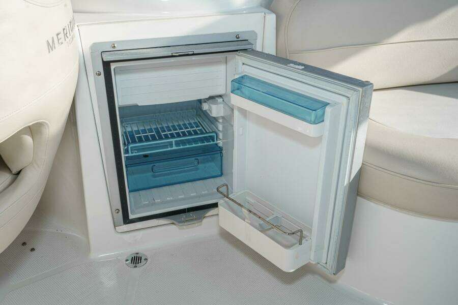 ADAGIO 34ft Meridian Yacht For Sale