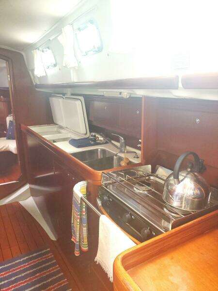 2003 Beneteau Center Cockpit