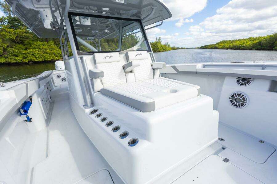 42ft Yellowfin Yacht For Sale