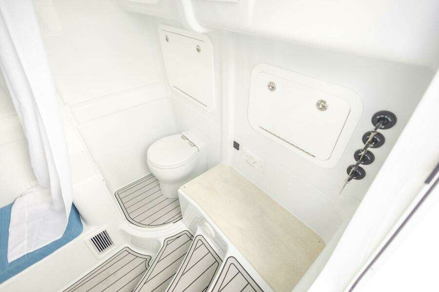 42ft Yellowfin Yacht For Sale