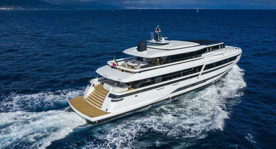 L A U L 129ft Extra Yachts Yacht For Sale
