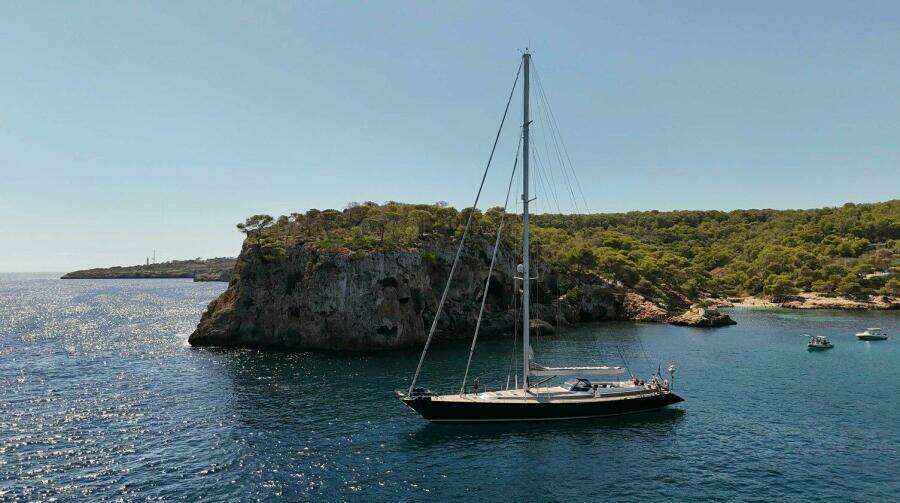 PERSISTENCE 110ft Sensation Yachts Yacht For Sale