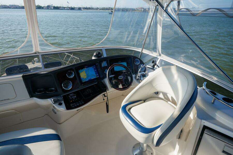 2010 Meridian 391 Motor Yacht