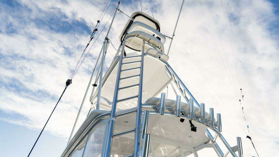 47ft Front Runner Yacht For Sale