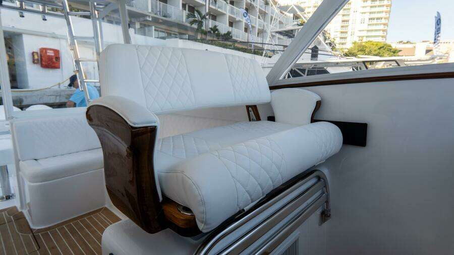 47ft Front Runner Yacht For Sale