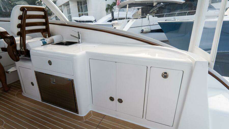 47ft Front Runner Yacht For Sale