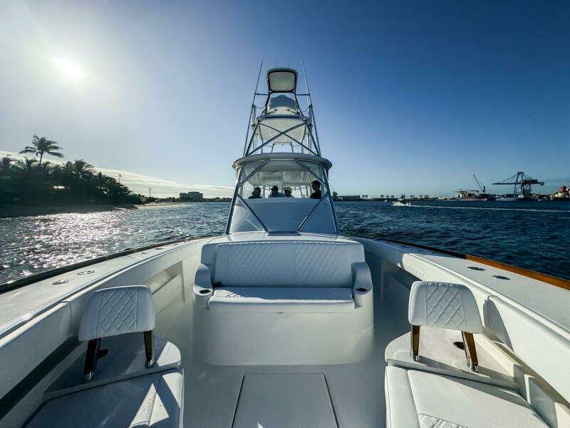 47ft Front Runner Yacht For Sale