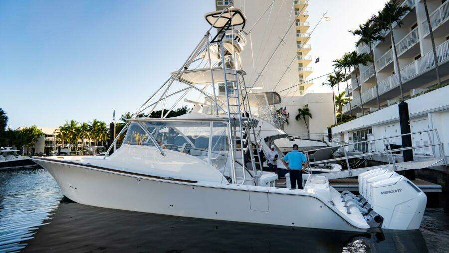 47ft Front Runner Yacht For Sale