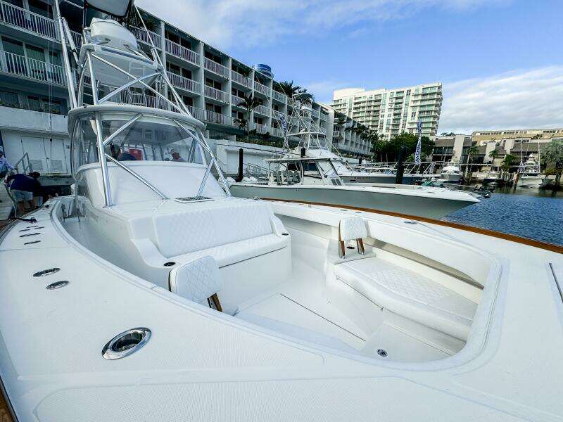 47ft Front Runner Yacht For Sale