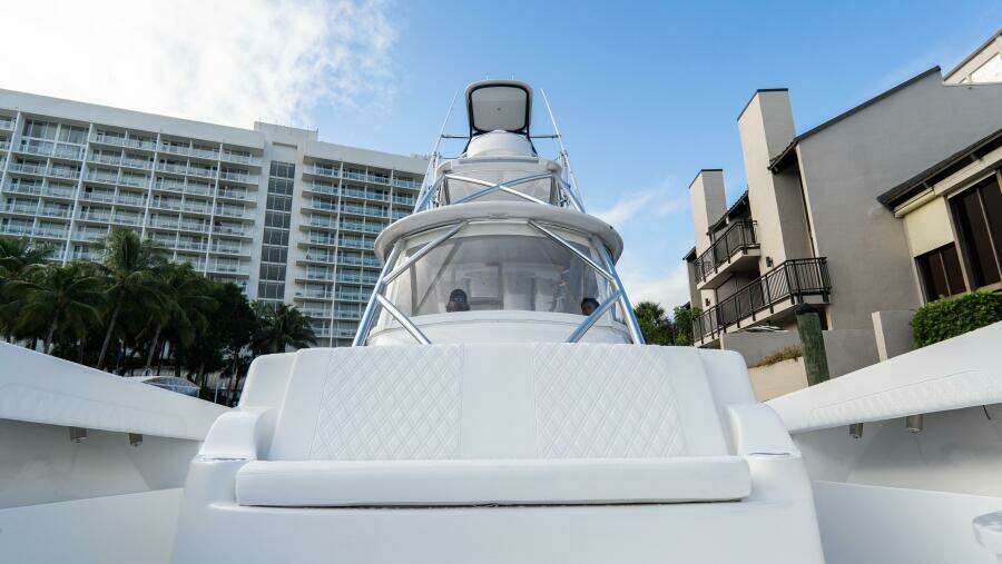 47ft Front Runner Yacht For Sale