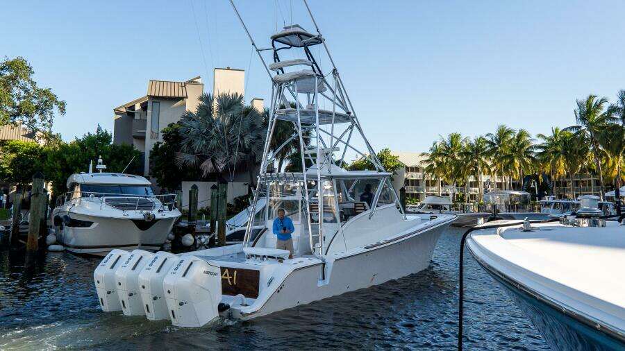 47ft Front Runner Yacht For Sale
