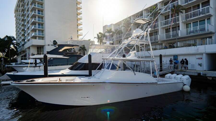 47ft Front Runner Yacht For Sale