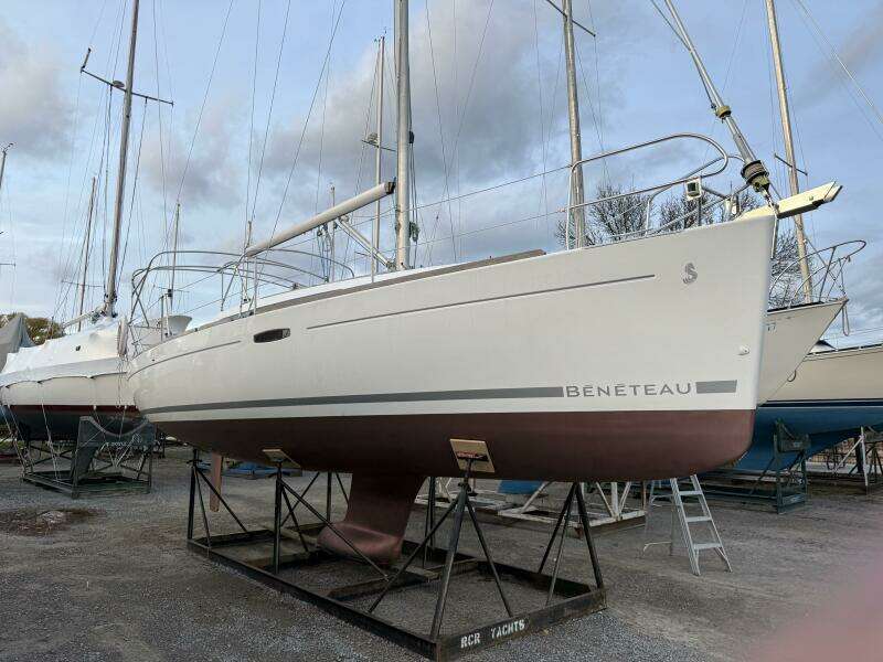 31ft Beneteau Yacht For Sale