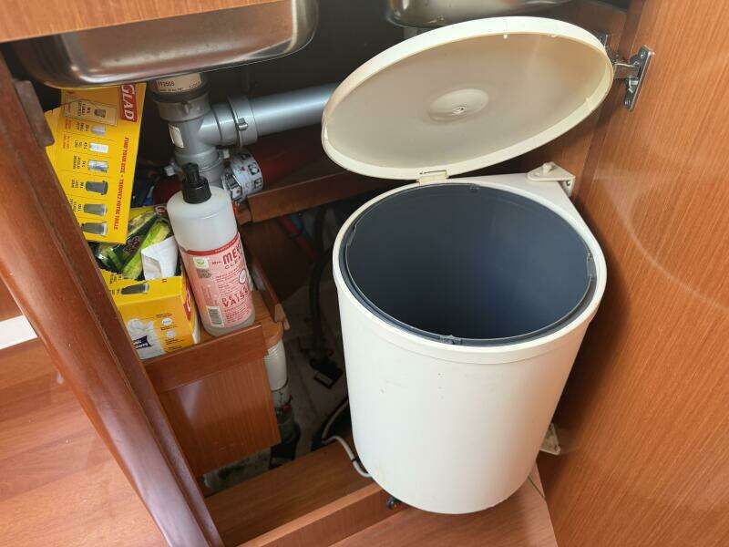 31ft Beneteau Yacht For Sale