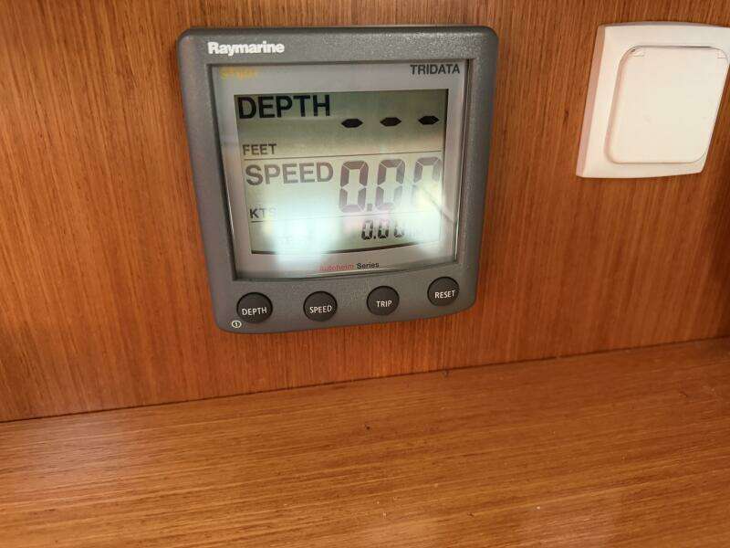 31ft Beneteau Yacht For Sale