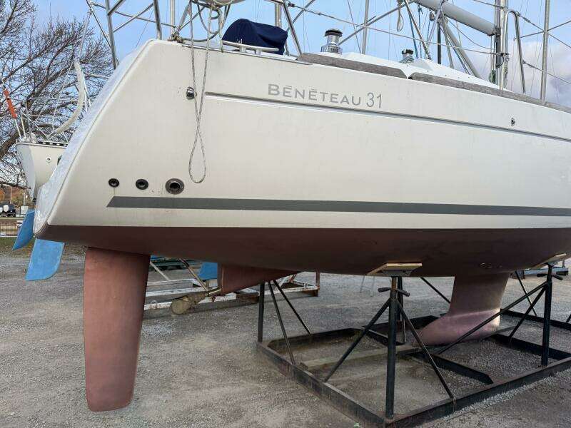 31ft Beneteau Yacht For Sale