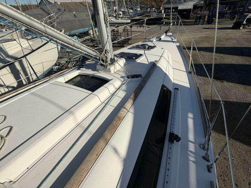 31ft Beneteau Yacht For Sale