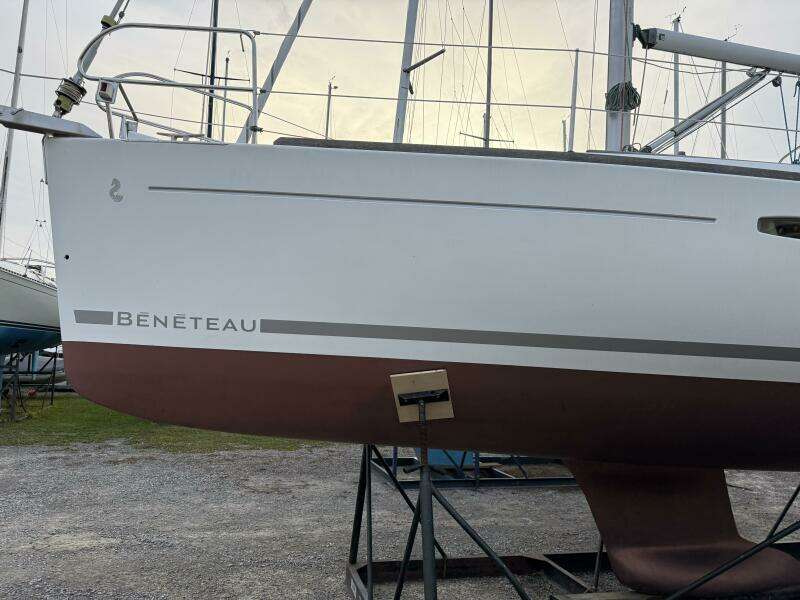31ft Beneteau Yacht For Sale